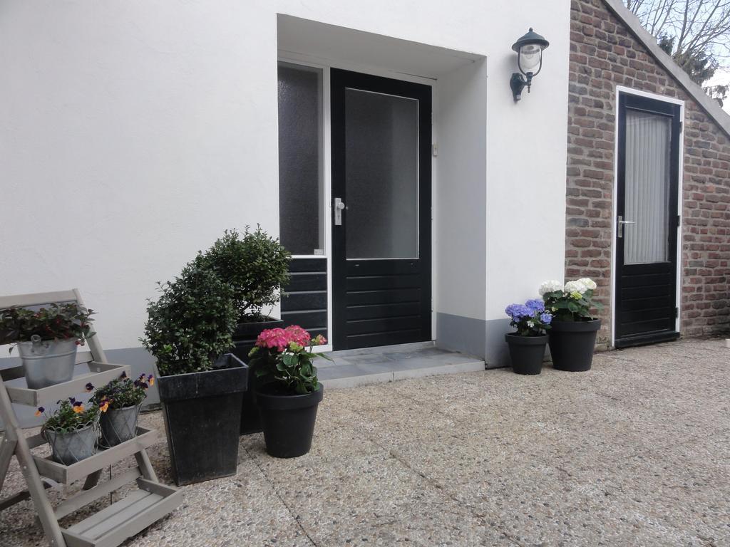 B&B Appartementen Engelenhof Stevensweert Exterior photo